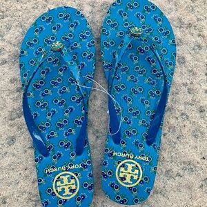 Tory Burch NEW flip flops. Size 8